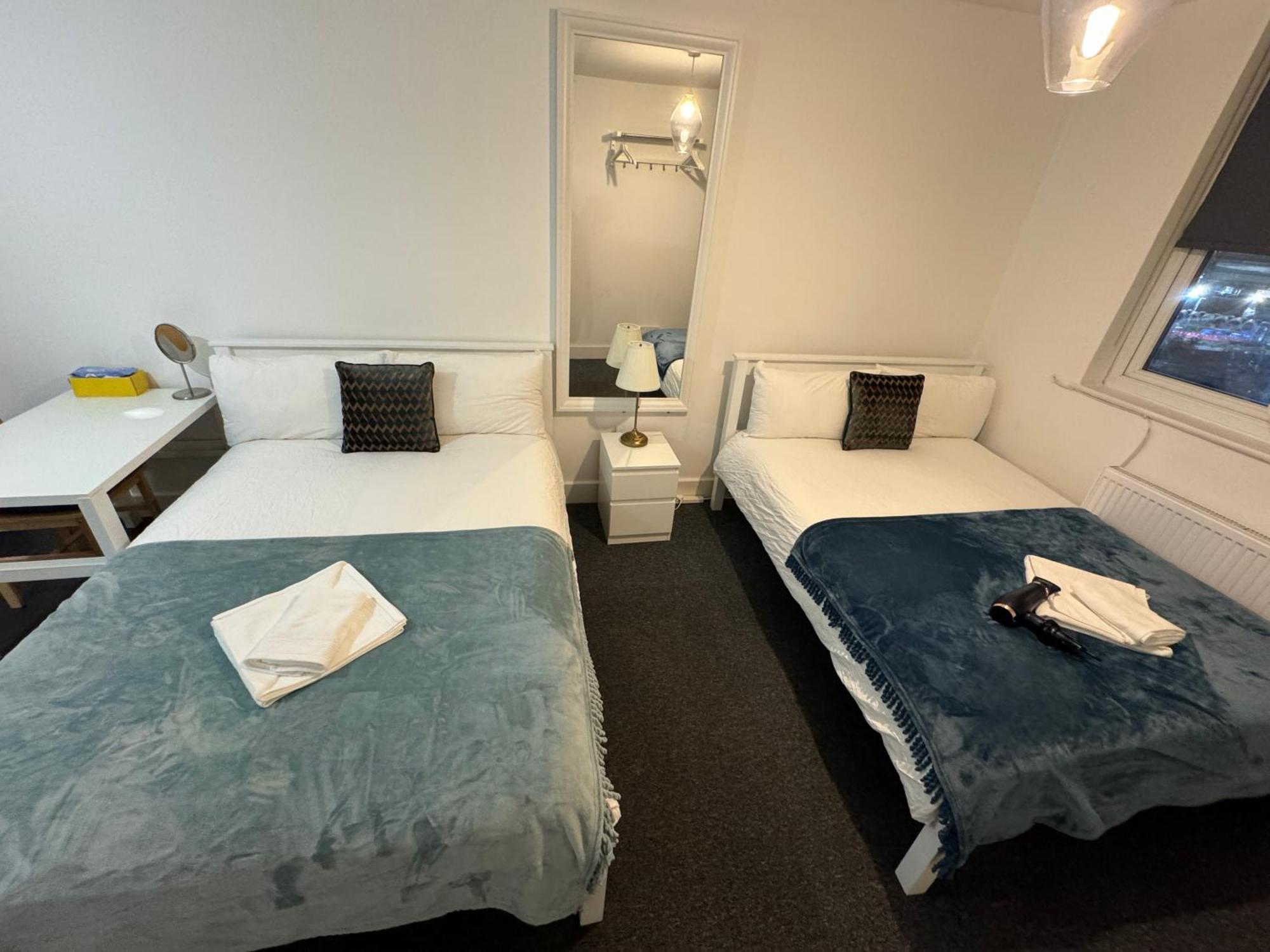 Cosmopolitan Comfort Private Bedrooms In Euston 106 لندن المظهر الخارجي الصورة
