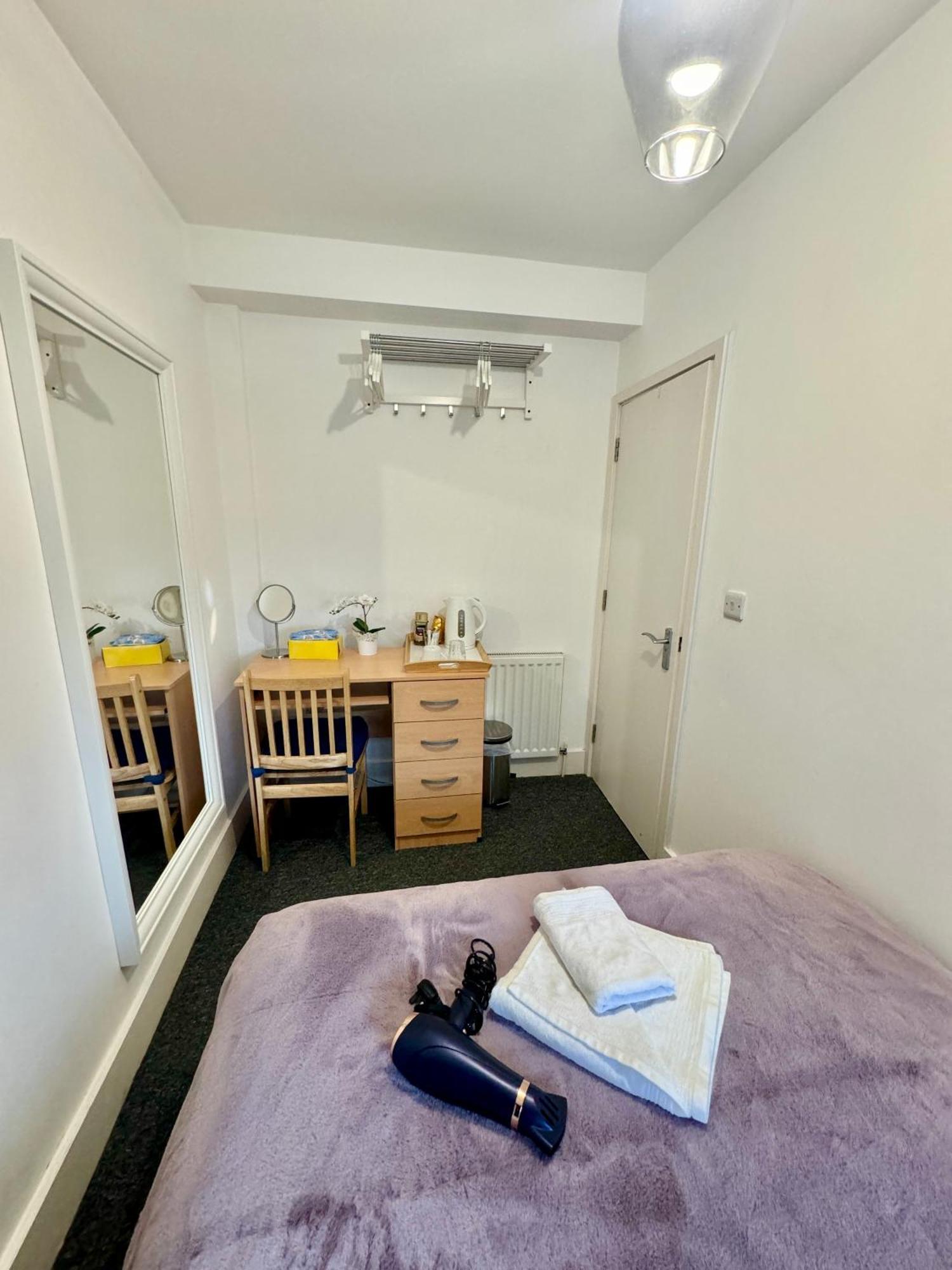 Cosmopolitan Comfort Private Bedrooms In Euston 106 لندن المظهر الخارجي الصورة