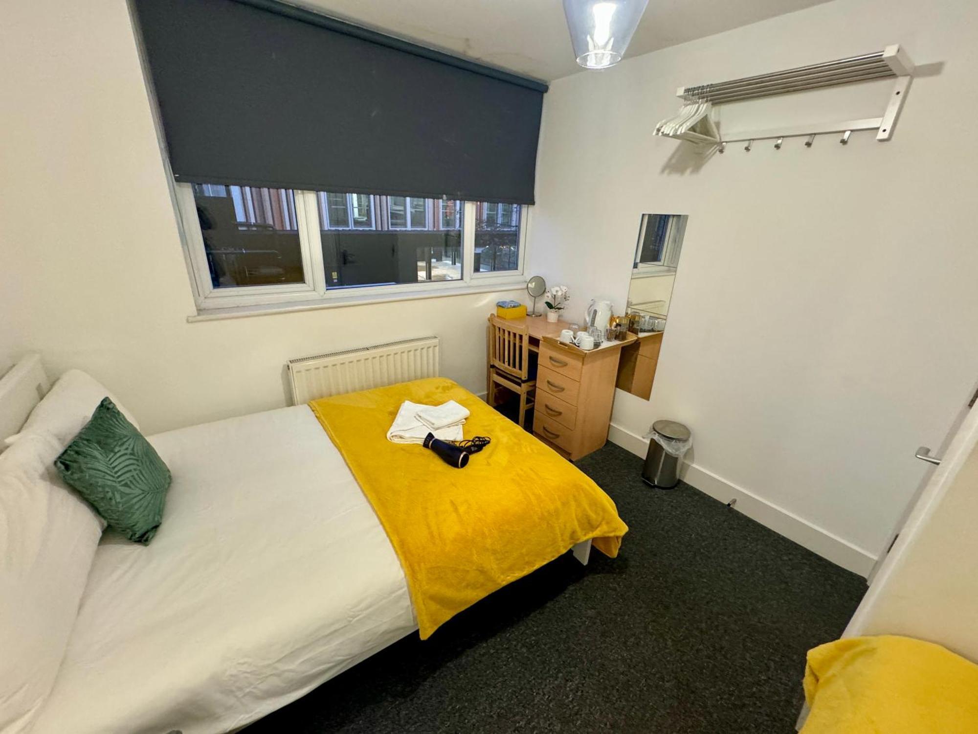 Cosmopolitan Comfort Private Bedrooms In Euston 106 لندن المظهر الخارجي الصورة