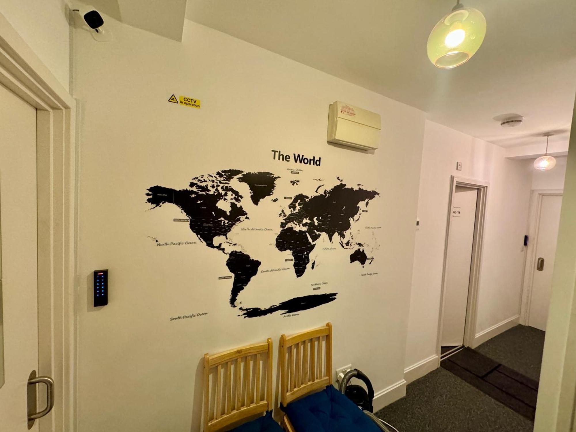 Cosmopolitan Comfort Private Bedrooms In Euston 106 لندن المظهر الخارجي الصورة